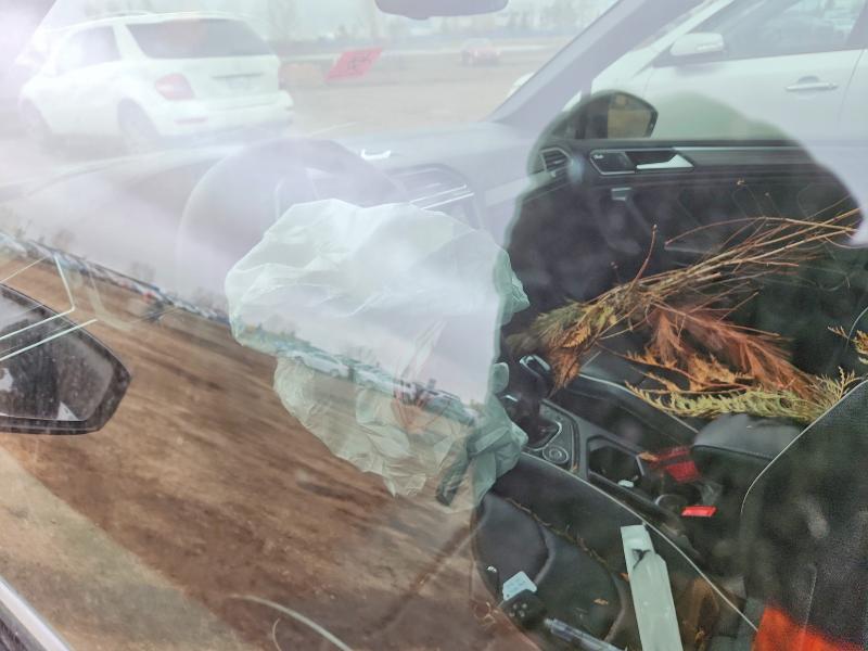 2022 Volkswagen Tiguan VIN 3VV4B7AX5NM123010 COPART salvage auction — FRONT END, Salvage Title, sold $600 on 2026-07-28 (photo 8)