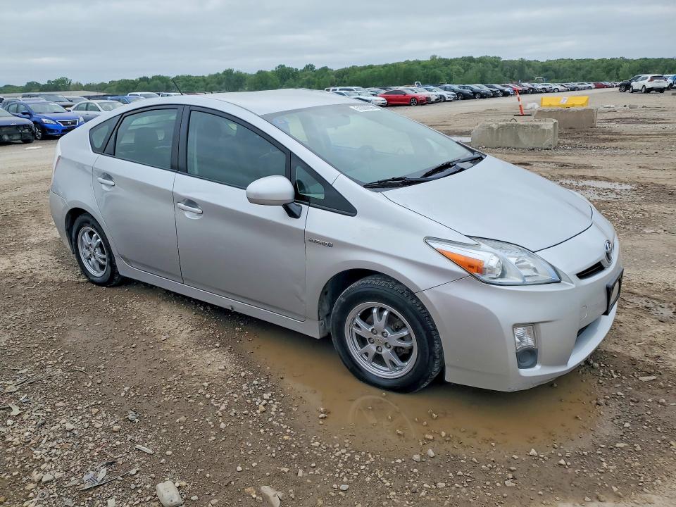 2010 Toyota Prius VIN JTDKN3DU3A0108705 COPART salvage auction — NORMAL WEAR, MO - DEALER ONLY CLEAN TITLE, sold $1,050 on 2026-07-30 (photo 4)