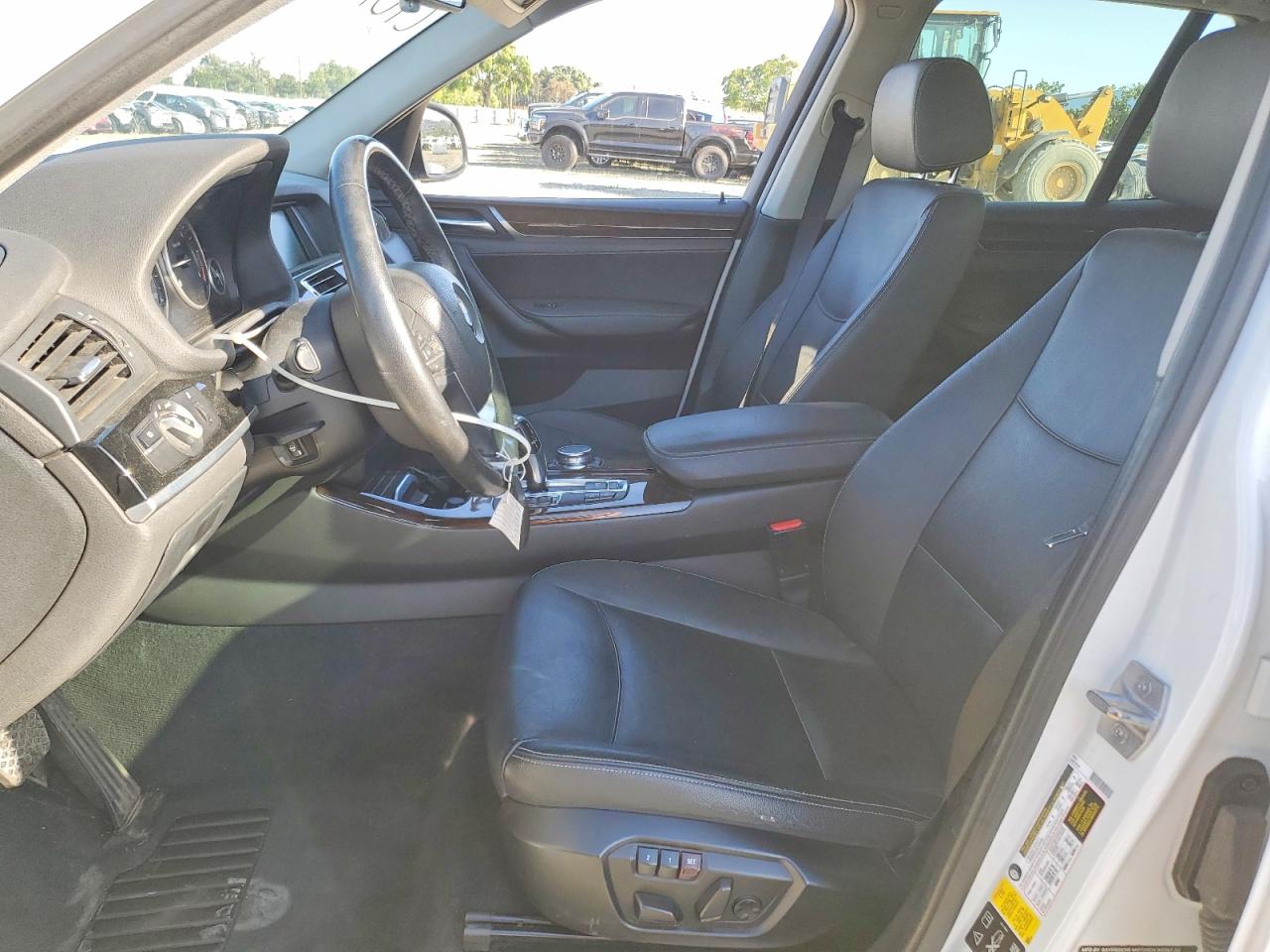 2015 BMW X3 VIN 5UXWY3C56F0E97917 COPART salvage auction — Minor Dent/Scratches, CA - DIS/DLR/EXP ONLY CLEAN TITLE (P), sold $3,450 on 2026-07-03 (photo 7)