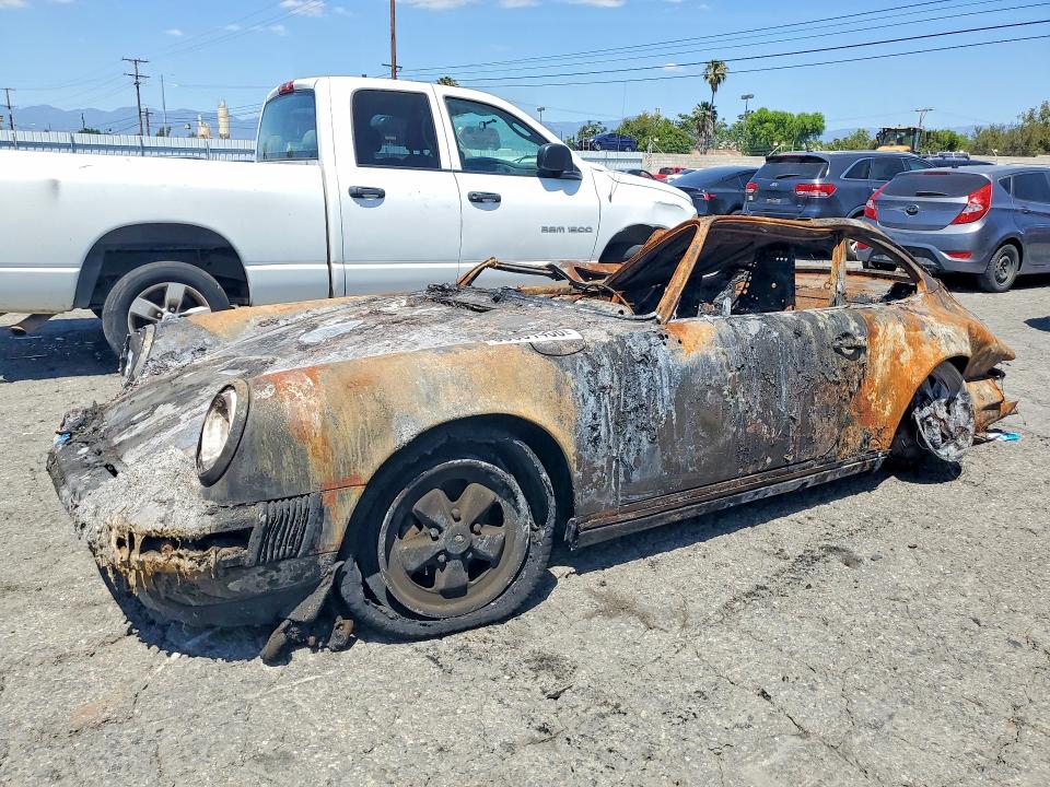 1988 Porsche 911 VIN WP0AB091XJS120209 COPART salvage auction — BURN, Ca - Non-Repairable Vehicle Cert, sold $3,700 on 2026-07-09 (photo 1)