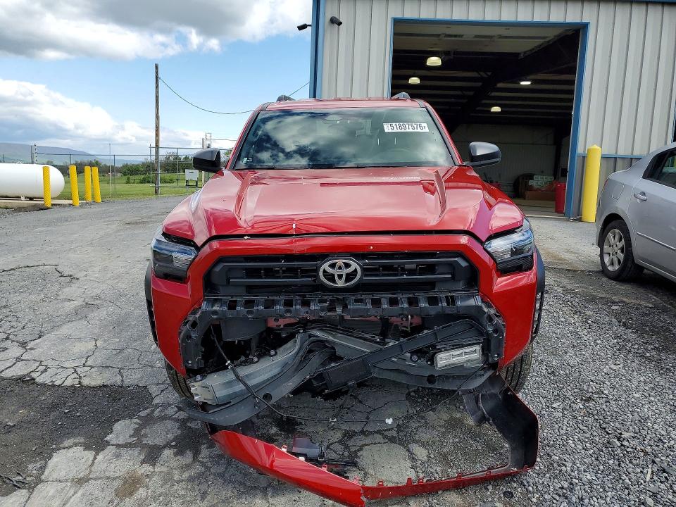 2025 Toyota 4runner VIN JTEVA5BR0S5071325 COPART salvage auction — FRONT END, PA, sold $24,900 on 2026-07-10 (photo 5)