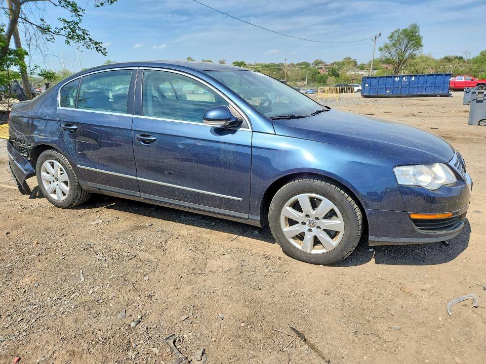 2007 Volkswagen Passat VIN WVWAK93C97P101175 COPART salvage auction — REAR END, Md - Cert Of Salvage > 75% Damage, sold $400 on 2026-07-28 (photo 4)