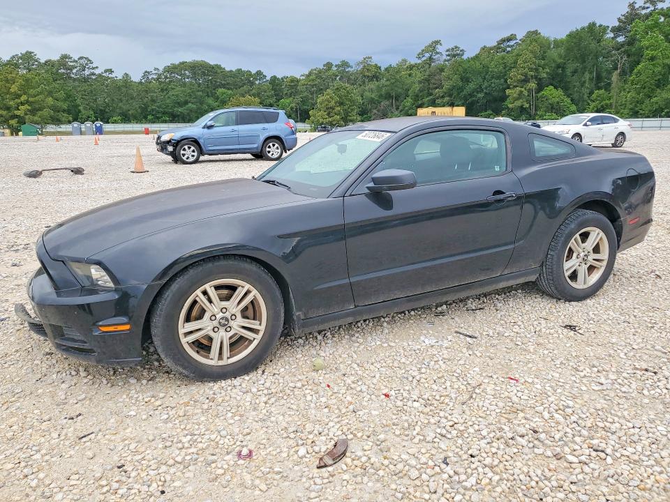 2014 Ford Mustang VIN 1ZVBP8AM2E5268432 — COPART salvage auction photo