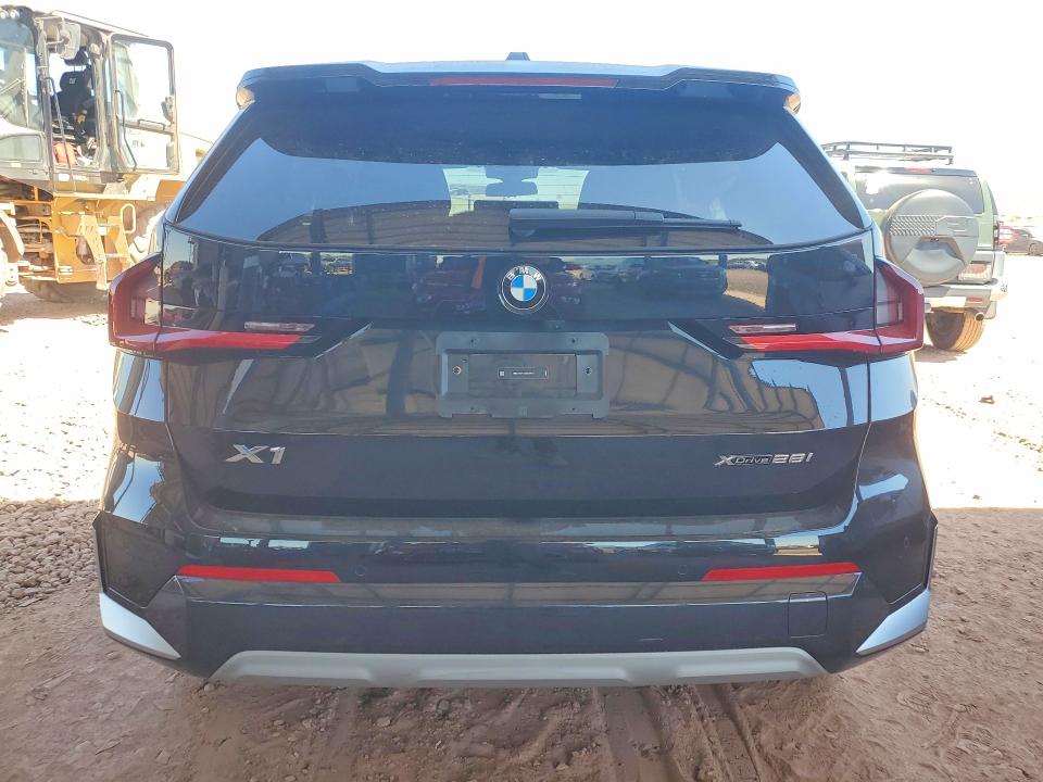 2025 BMW X1 VIN WBX73EF07S5220643 COPART salvage auction — FRONT END, AZ, sold $11,200 on 2026-08-18 (photo 6)