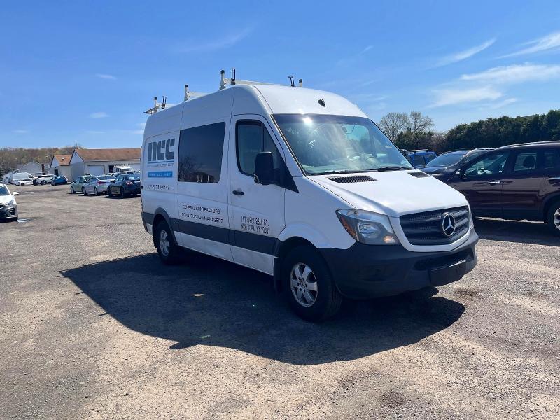 2017 Mercedes-benz Sprinter VIN WDAPE7CD5HP385696 COPART salvage auction — MINOR DENT/SCRATCHES, Ny - Certificate Of Title (P), sold $10,300 on 2026-07-09 (photo 4)