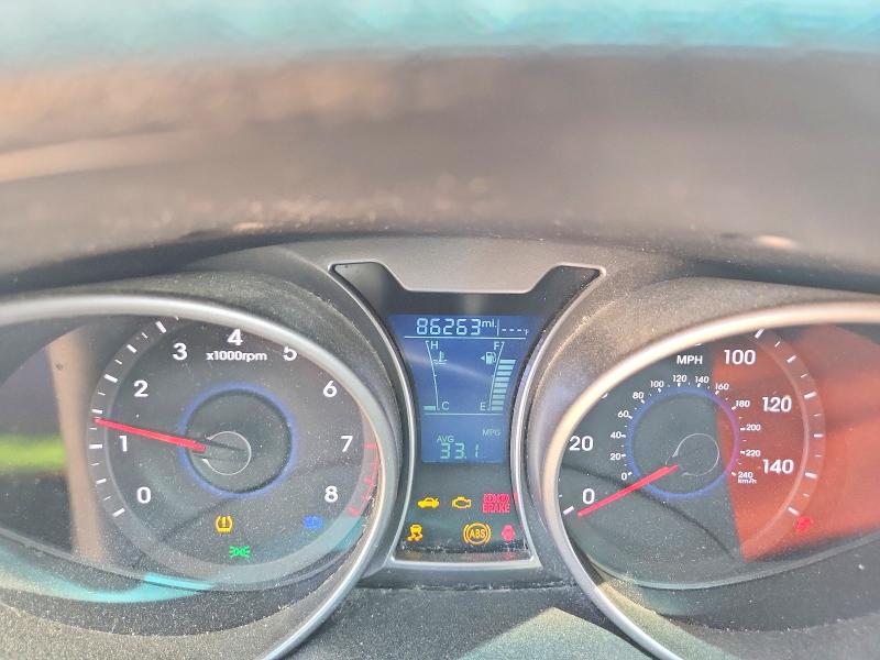 2017 Hyundai Veloster VIN KMHTC6ADXHU324386 COPART salvage auction — ALL OVER, AL - CERT OF TITLE-SALVAGE TITLE, sold $500 on 2026-07-08 (photo 9)