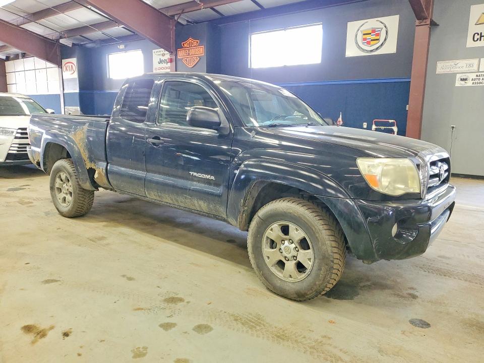 2007 Toyota Tacoma VIN 5TEUU42N17Z390283 COPART salvage auction — FRONT END, Vt - Certificate Of Title, sold $5,500 on 2026-07-31 (photo 4)
