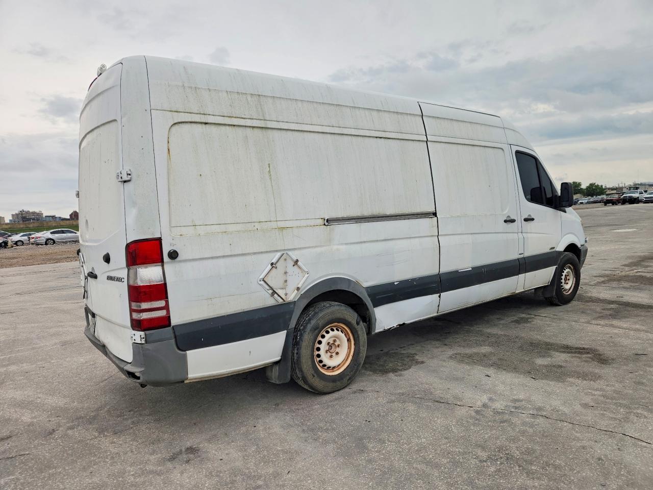 2012 Mercedes Benz Sprinter 2500 VIN WD3PE8CB0C5688417 COPART salvage auction — Front End, LA - CERTIFICATE OF TITLE (P), sold $550 on 2026-07-01 (photo 3)