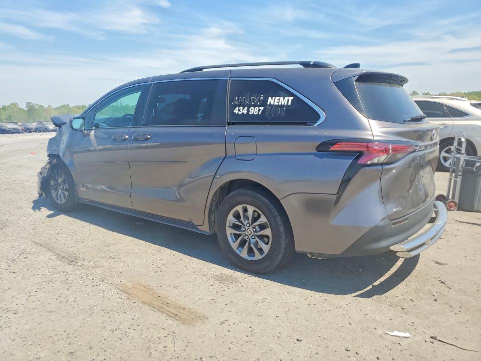 2021 Toyota Sienna VIN 5TDBSKFC6MS019865 COPART salvage auction — FRONT END, Salvage Title, sold $275 on 2026-07-29 (photo 2)