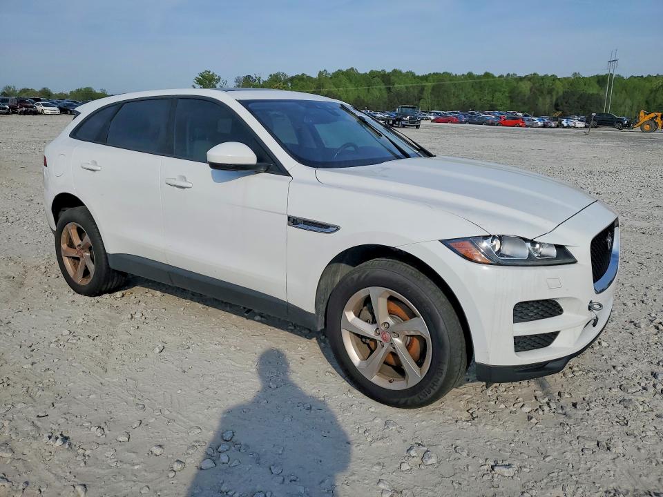 2017 Jaguar F-pace VIN SADCJ2BV7HA893129 COPART salvage auction — MINOR DENT/SCRATCHES, Ga - Certificate Of Title (P), sold $4,400 on 2026-09-27 (photo 4)