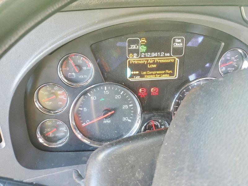 2020 Kenworth T880 VIN 1NKZX4TX4LJ305727 COPART salvage auction — ALL OVER, NJ - CERT OF TITLE-SALVAGE, sold $575 on 2026-07-30 (photo 8)