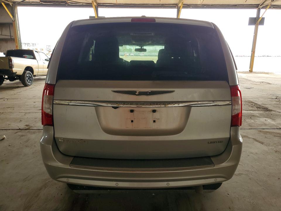2011 Chrysler Voyager VIN 2A4RR6DG6BR690119 COPART salvage auction — MINOR DENT/SCRATCHES, Az - Cert Of Title-Restored Salvage, sold $3,150 on 2026-07-13 (photo 6)