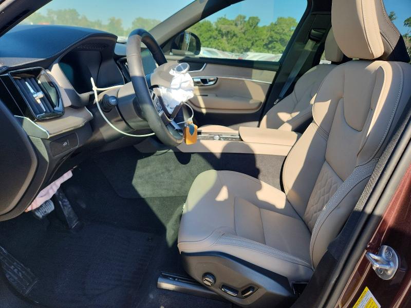 2025 Volvo Xc90 VIN YV4M12JB4S1358772 COPART salvage auction — FRONT END, Salvage Title, sold $9,400 on 2026-07-28 (photo 7)