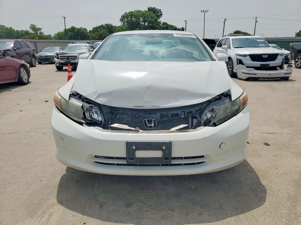 2012 Honda Civic VIN 19XFB2F53CE372107 COPART salvage auction — Front End, TX - SALVAGE VEHICLE TITLE, sold $1,650 on 2026-06-25 (photo 5)