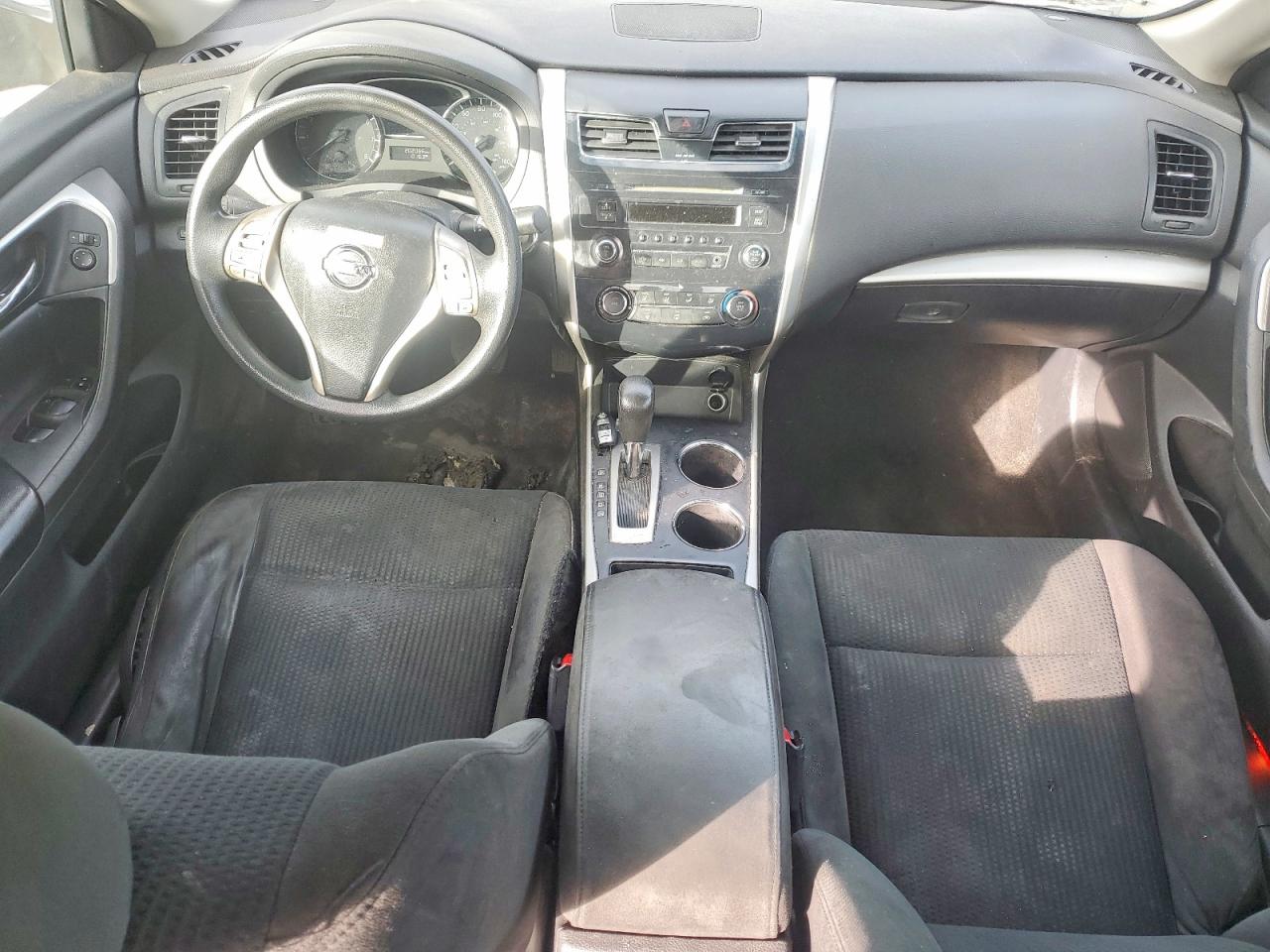 2015 Nissan Altima VIN 1N4AL3AP2FN353527 COPART salvage auction — Front End, IL - SALVAGE CERTIFICATE, sold $425 on 2026-07-09 (photo 8)