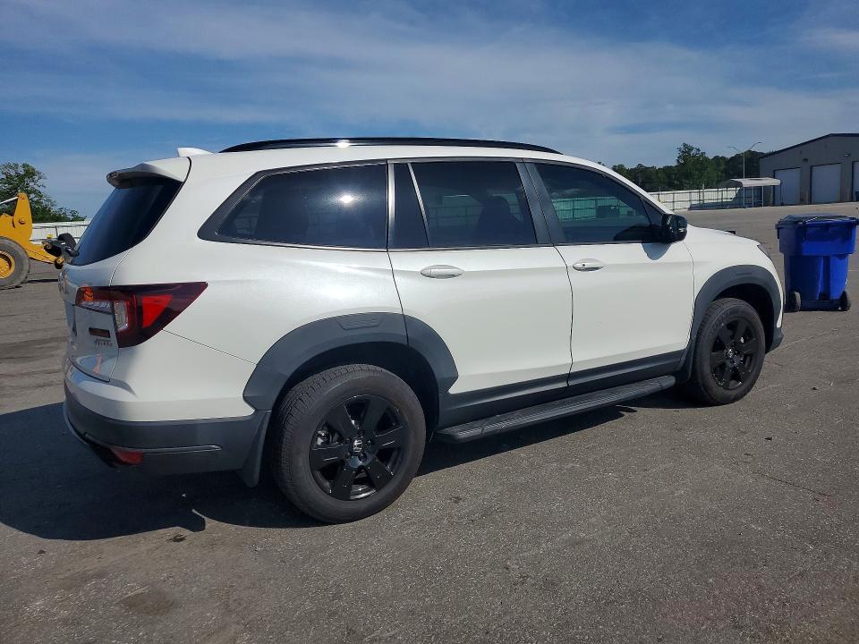 2022 Honda Pilot VIN 5FNYF6H87NB063717 COPART salvage auction — SIDE, NC - SALVAGE CERTIFICATE OF TITLE, sold $1,000 on 2026-07-09 (photo 3)
