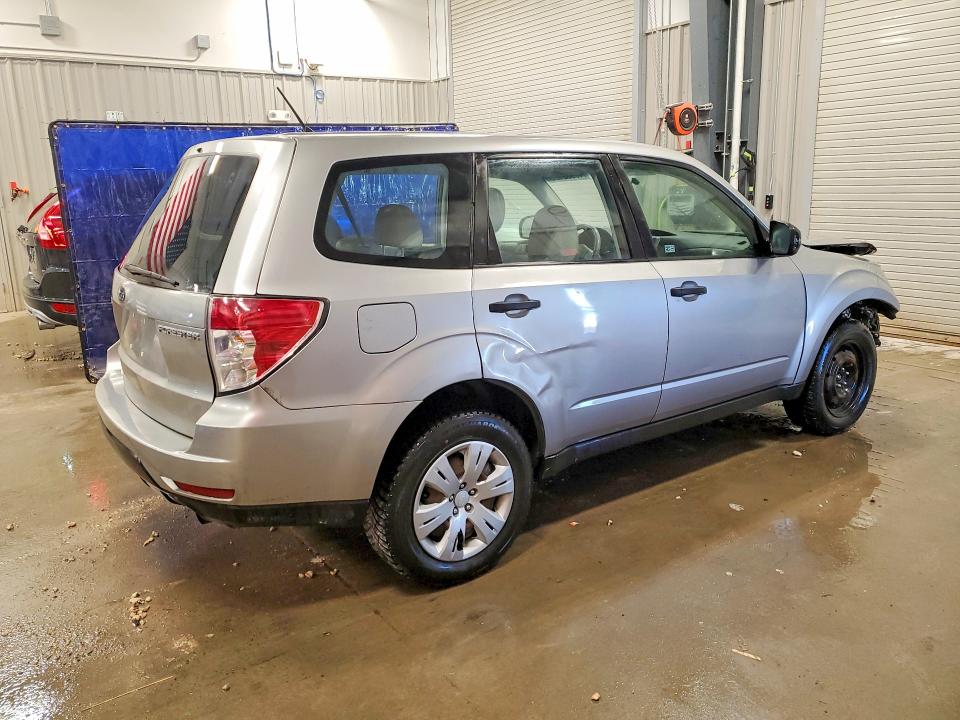 2009 Subaru Forester VIN JF2SH61679H794535 COPART salvage auction — FRONT END, Wy - Certificate Of Title, sold $275 on 2026-07-08 (photo 3)