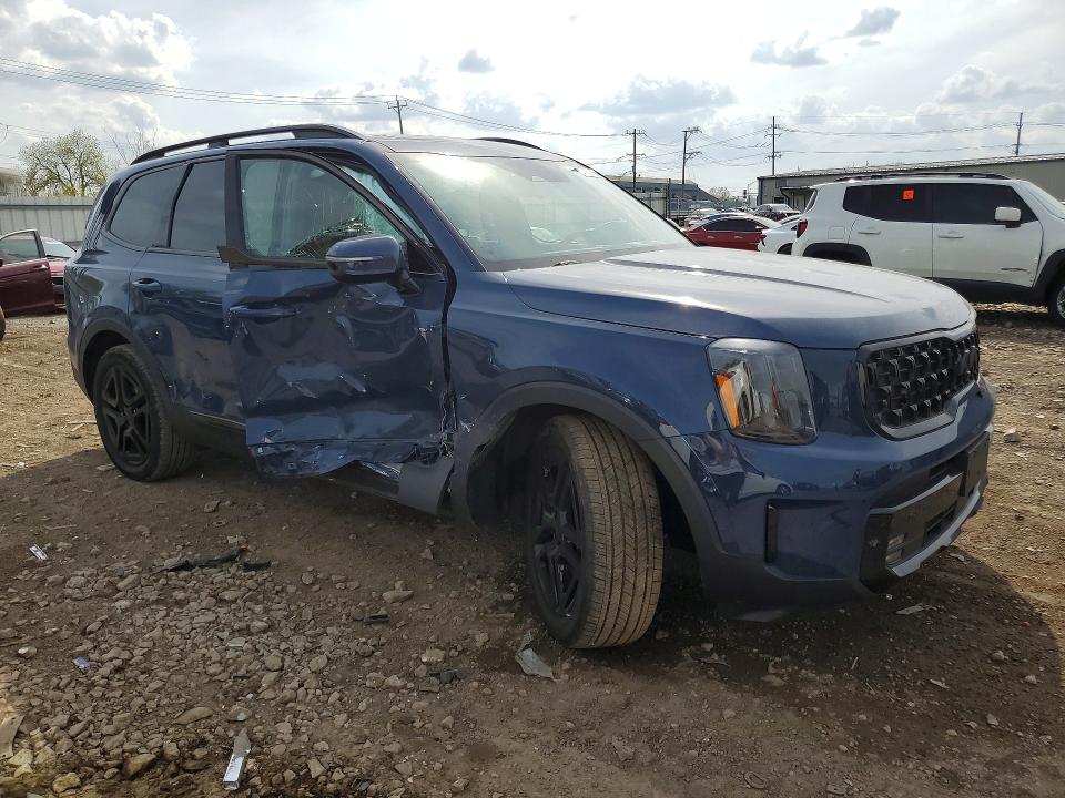 2025 Kia Telluride VIN 5XYP5DGC9SG610080 COPART salvage auction — SIDE, Il - Salvage Certificate, sold $16,800 on 2026-07-29 (photo 4)