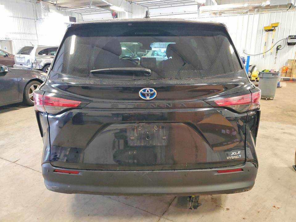 2022 Toyota Sienna VIN 5TDYRKEC2NS100497 COPART salvage auction — FRONT END, Mn - Cert Of Title-Salvage, sold $10,200 on 2026-07-28 (photo 6)