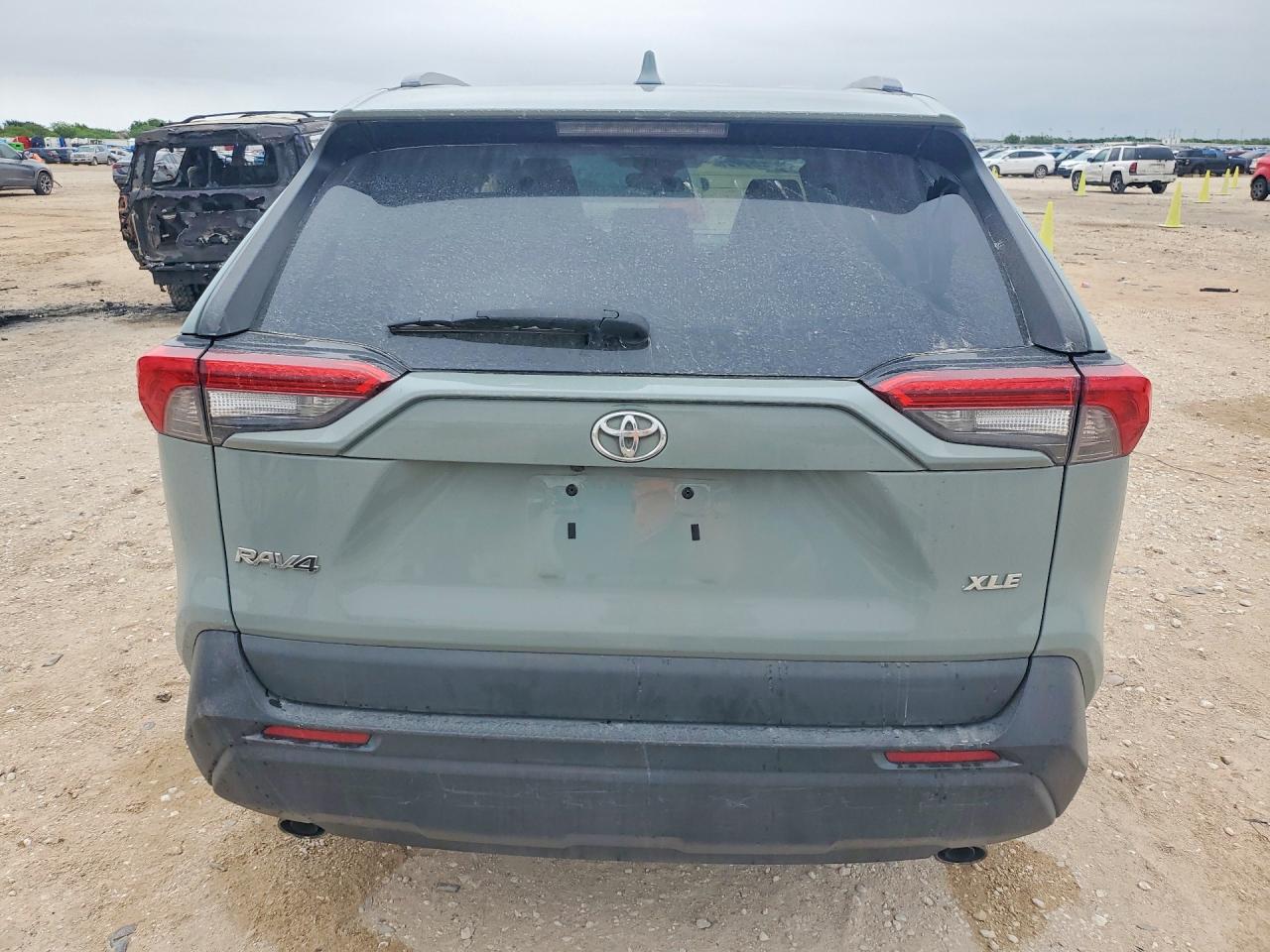 2021 Toyota RAV4 VIN 2T3W1RFV8MW171417 COPART salvage auction — Front End, TX - SALVAGE VEHICLE TITLE, sold $8,600 on 2026-06-25 (photo 6)