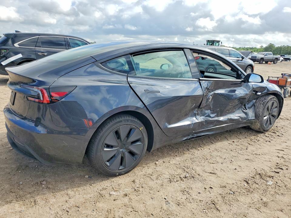 2026 Tesla Model 3 VIN 5YJ3E1EA1TF136097 COPART salvage auction — SIDE, Tx - Salvage Vehicle Title, sold $6,300 on 2026-07-28 (photo 3)
