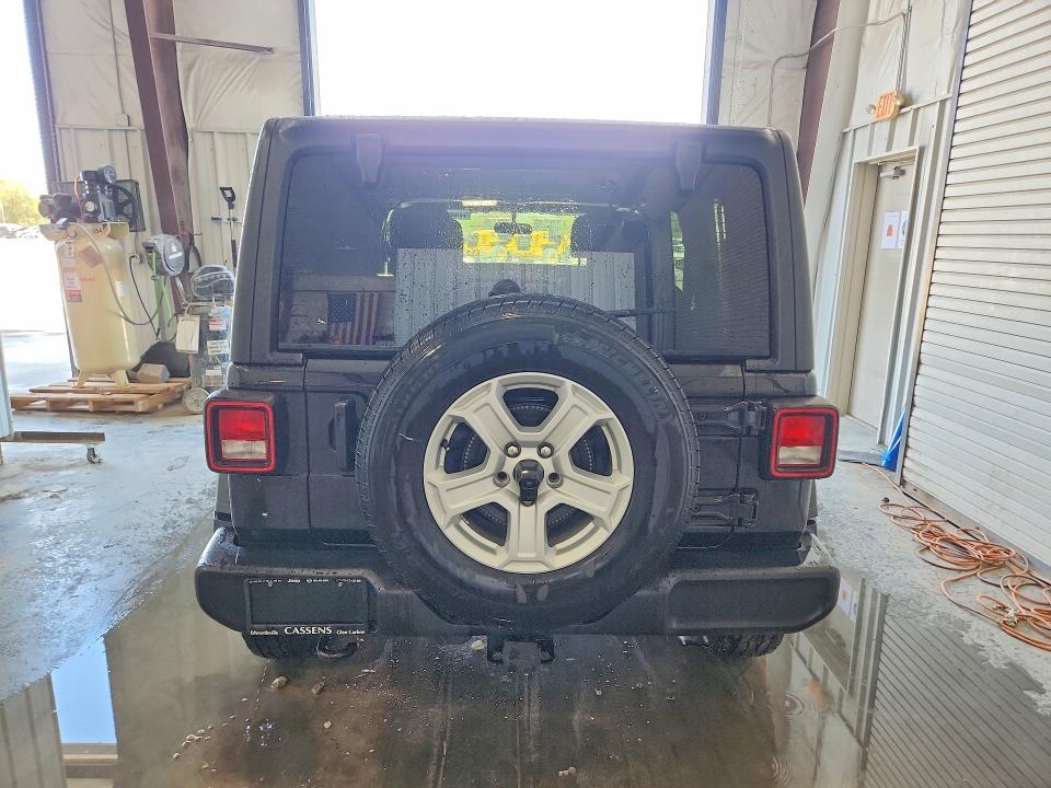 2021 Jeep Wrangler unlimited VIN 1C4HJXDG9MW519583 COPART salvage auction — NORMAL WEAR, IL - CERTIFICATE OF TITLE, sold $16,500 on 2026-07-16 (photo 6)