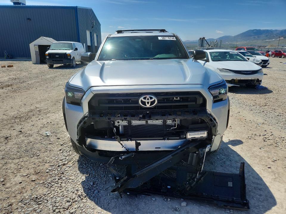 2025 Toyota 4runner VIN JTEVA5BR5S5073474 COPART salvage auction — FRONT END, Ut - Salvage Certificate, sold $26,000 on 2026-07-10 (photo 5)