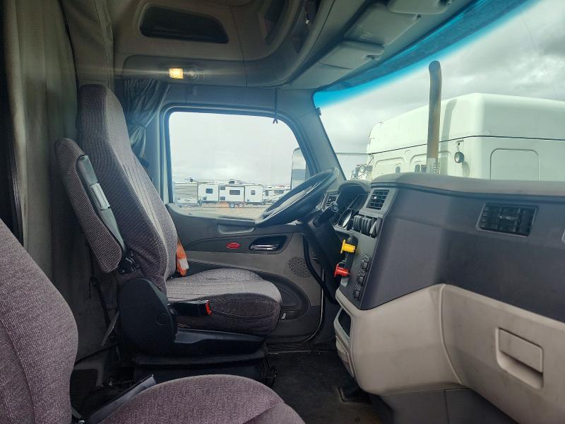 2019 Peterbilt All other VIN 1XPBDP9X9KD601245 COPART salvage auction — REAR END, NV - CERTIFICATE OF TITLE, sold $6,200 on 2026-07-21 (photo 5)