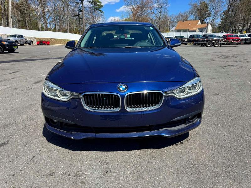 2018 BMW 3 series VIN WBA8E5G54JNU47029 COPART salvage auction — MINOR DENT/SCRATCHES, Ny - Certificate Of Title, sold $1,200 on 2026-07-30 (photo 6)
