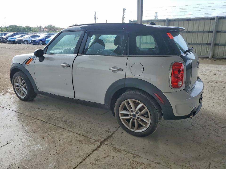 2012 Mini Cooper VIN WMWZC3C56CWL86560 COPART salvage auction — MINOR DENT/SCRATCHES, Fl - Cert Of Title-Slvg Rebld Flood, sold $2,450 on 2026-07-29 (photo 2)