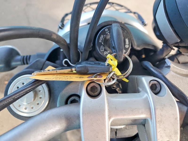 2016 Ducati Scrambler VIN ML015ANMXGT005612 COPART salvage auction — FRONT END, Id - Salvage Certificate Of Title, sold $1,050 on 2026-08-13 (photo 8)