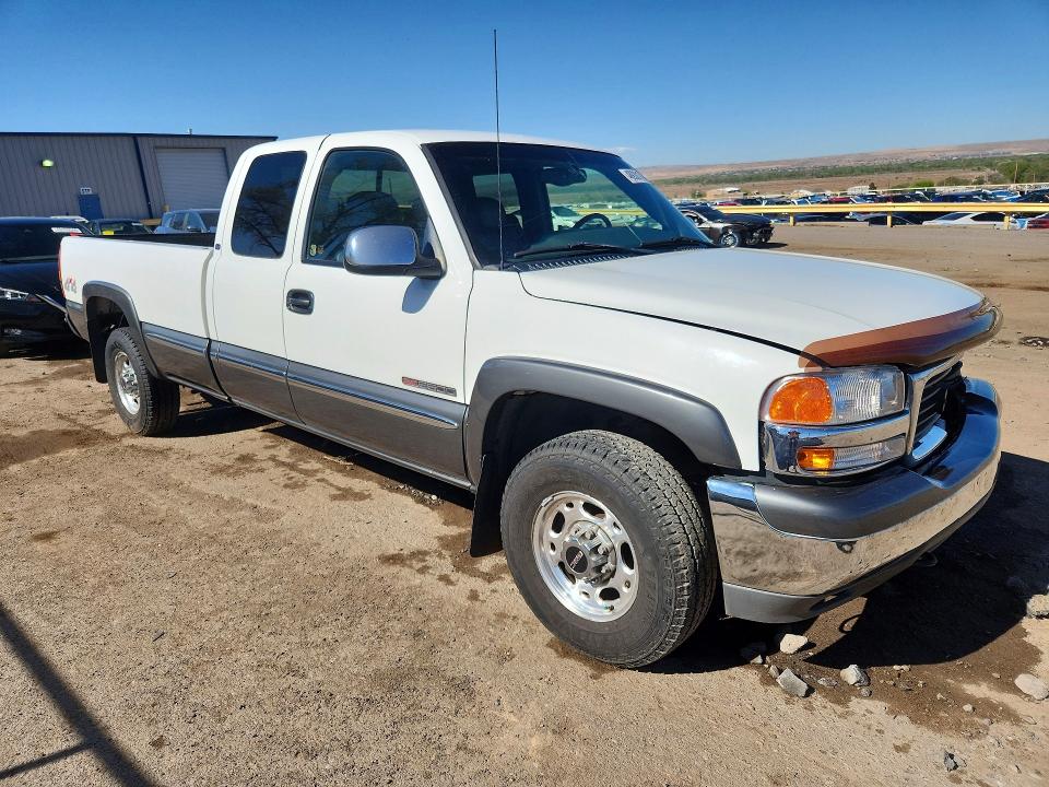 2000 Gmc SIERRA VIN 1GTGK29U5YE180892 COPART salvage auction — FRONT END, Nm - Cert Of Title-Salvage, sold $500 on 2026-07-23 (photo 4)