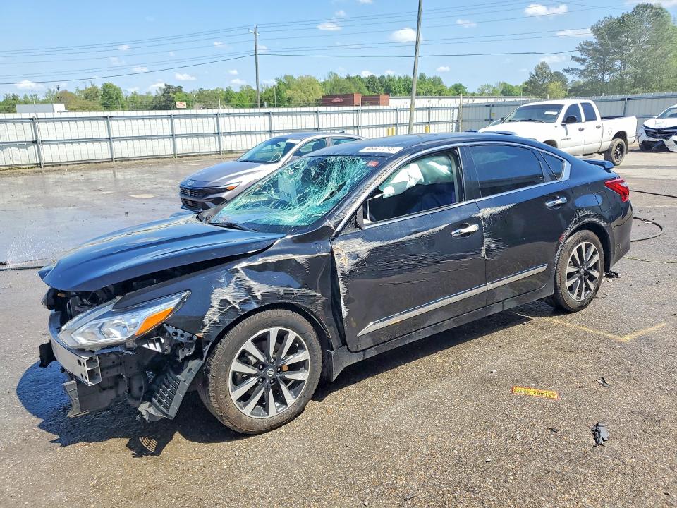 2017 Nissan Altima VIN 1N4AL3AP0HC498953 COPART salvage auction — ROLLOVER, AL - CERT OF TITLE-SALVAGE TITLE, sold $525 on 2026-07-02 (photo 1)