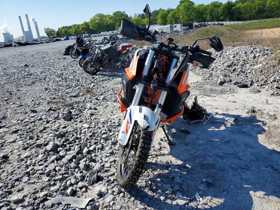 2024 Ktm VIN VBKV59405RM989505 COPART salvage auction — ROLLOVER, Ga - Cert Of Title-Salvage, sold $3,650 on 2026-07-30 (photo 2)