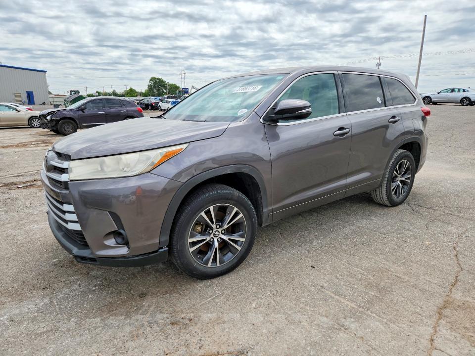 2018 Toyota Highlander VIN 5TDZARFH3JS034471 COPART salvage auction — MINOR DENT/SCRATCHES, Ok - Dealer Only Clean Title (P), sold $8,800 on 2026-07-24 (photo 1)