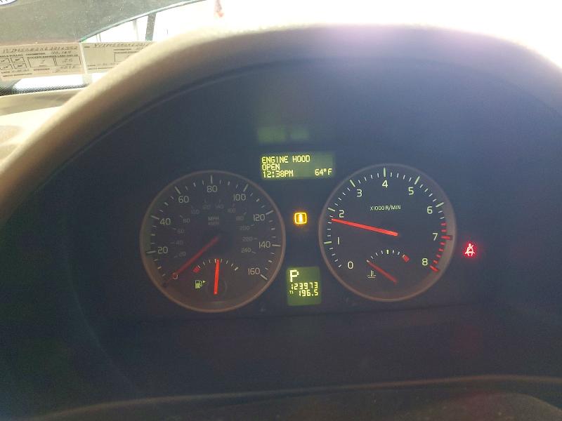 2006 Volvo S40 VIN YV1MS382X62216352 COPART salvage auction — FRONT END, Il - Salvage Certificate, sold $325 on 2026-08-07 (photo 9)
