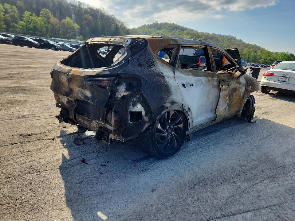 2020 Hyundai Tucson VIN KM8J3CAL8LU194940 COPART salvage auction — BURN, PA - CERTIFICATE OF SALVAGE, sold $325 on 2026-07-02 (photo 3)