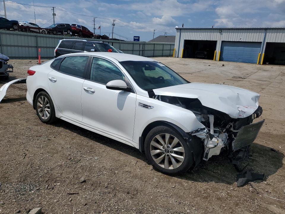 2018 Kia Optima VIN 5XXGT4L35JG252572 COPART salvage auction — FRONT END, Il - Salvage Certificate, sold $375 on 2026-07-10 (photo 4)