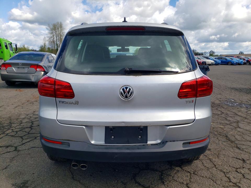 2017 Volkswagen Tiguan VIN WVGAV7AX9HK029325 COPART salvage auction — FRONT END, Or - Salvage Title Certificate, sold $1,200 on 2026-07-20 (photo 6)