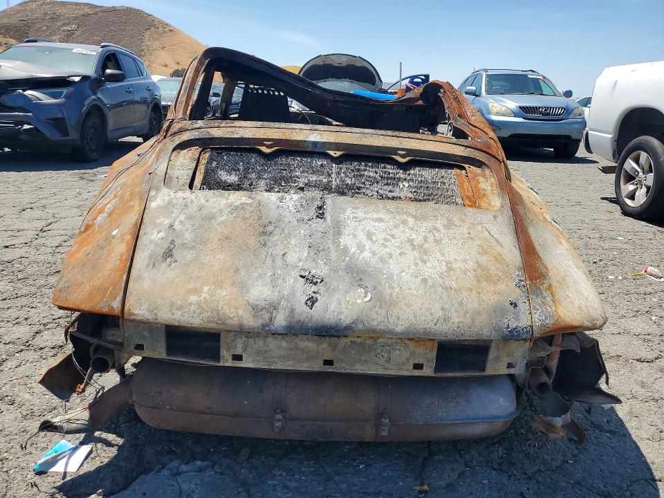 1988 Porsche 911 VIN WP0AB091XJS120209 COPART salvage auction — BURN, Ca - Non-Repairable Vehicle Cert, sold $3,700 on 2026-07-09 (photo 6)