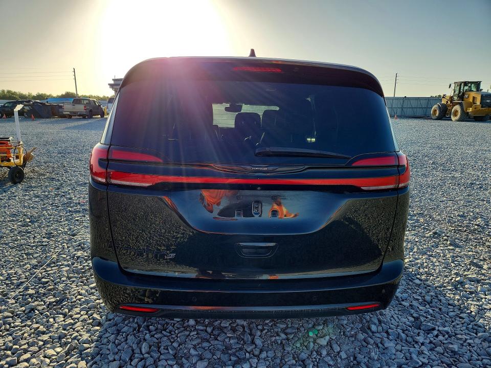 2022 Chrysler Pacifica VIN 2C4RC1BG8NR106997 COPART salvage auction — FRONT END, Fl - Certificate Of Destruction, sold $5,600 on 2026-07-09 (photo 6)