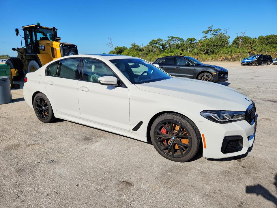 2022 BMW 5er VIN WBA73BJ09NCJ90383 COPART salvage auction — WATER/FLOOD, Salvage Title, sold $16,800 on 2026-07-15 (photo 4)