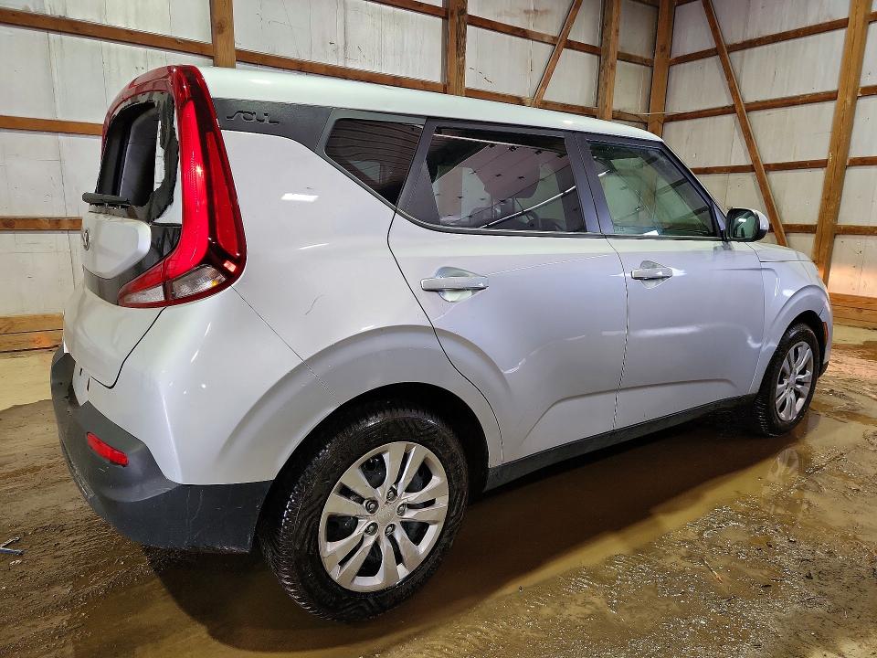 2020 Kia Soul VIN KNDJ23AU2L7098056 COPART salvage auction — HAIL, OH, sold $90 on 2026-07-27 (photo 3)