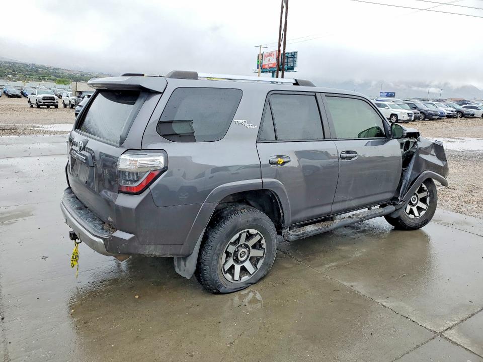 2017 Toyota VIN JTEBU5JR6H5452598 COPART salvage auction — FRONT END, Ut - Salvage Certificate, sold $6,600 on 2026-07-06 (photo 3)