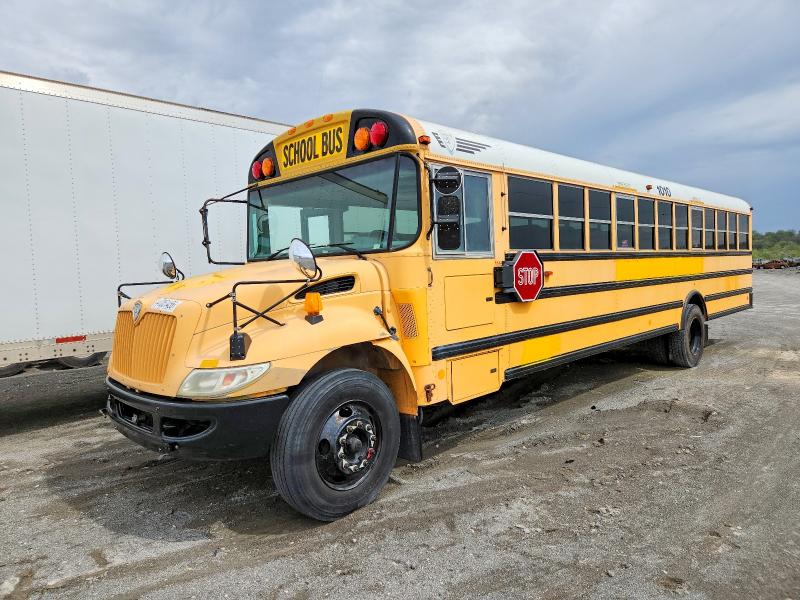 2010 Ic corporation Ce series school VIN 4DRBUAAP2AB229070 COPART salvage auction — NORMAL WEAR, Il - Certificate Of Title, sold $2,000 on 2026-07-08 (photo 2)