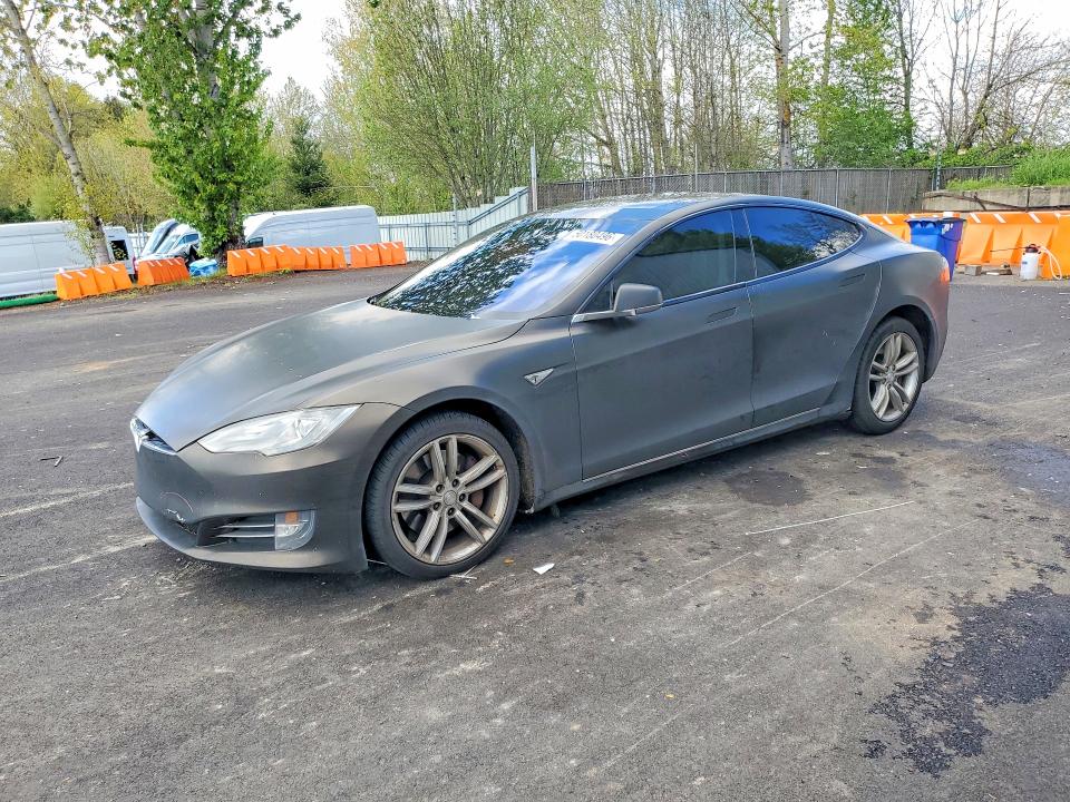 2014 Tesla Model s VIN 5YJSA1H17EFP46124 COPART salvage auction — SIDE, Or - Salvage Title Certificate, sold $2,200 on 2026-07-06 (photo 1)