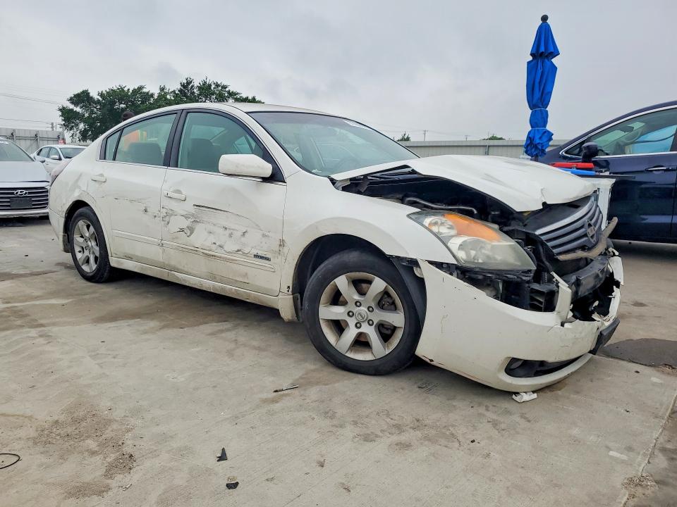 2009 Nissan Altima hybrid VIN 1N4CL21E69C128903 COPART salvage auction — FRONT END, TX - SALVAGE VEHICLE TITLE (P), sold $300 on 2026-07-09 (photo 4)