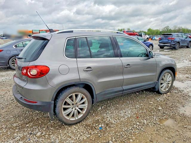 2010 Volkswagen Tiguan VIN WVGBV7AX9AW532050 COPART salvage auction — WATER/FLOOD, OH - CERT OF TITLE-SALVAGE FLOOD, sold $525 on 2026-08-11 (photo 3)