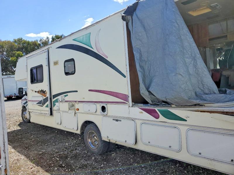 1999 Ford Econoline VIN 1FDXE40SXXHB08478 COPART salvage auction — SIDE, CA - SALVAGE CERTIFICATE, sold $10 on 2026-07-09 (photo 3)