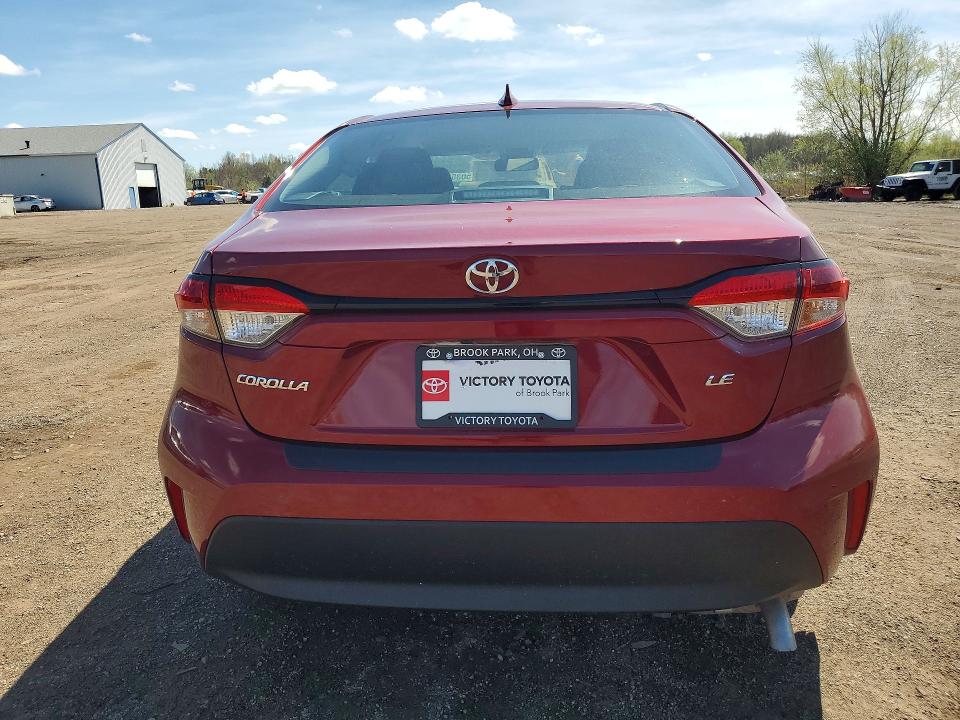 2026 Toyota Corolla VIN 5YFB4MDE9TP423017 COPART salvage auction — SIDE, Salvage Title, sold $4,150 on 2026-07-13 (photo 6)